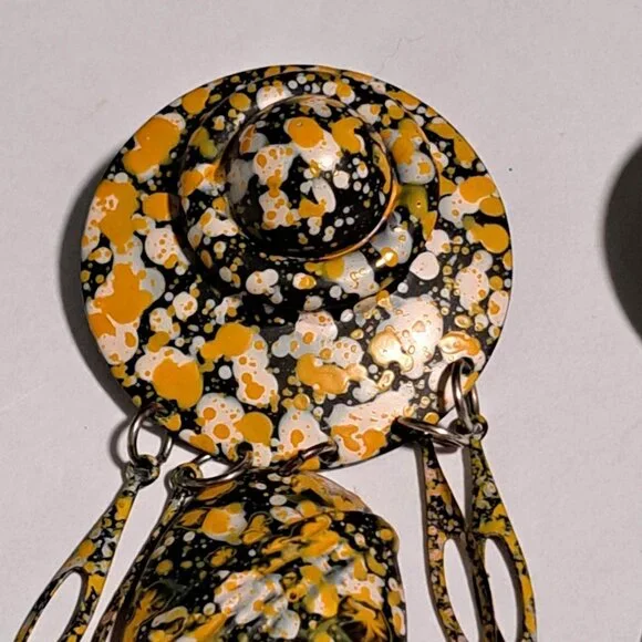 Large yellow white and black earrings - Picture 5 of 7